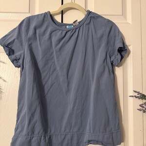 WEK 100% Cotton Short Sleeve Blue Pullover Top with Battenburg Trim